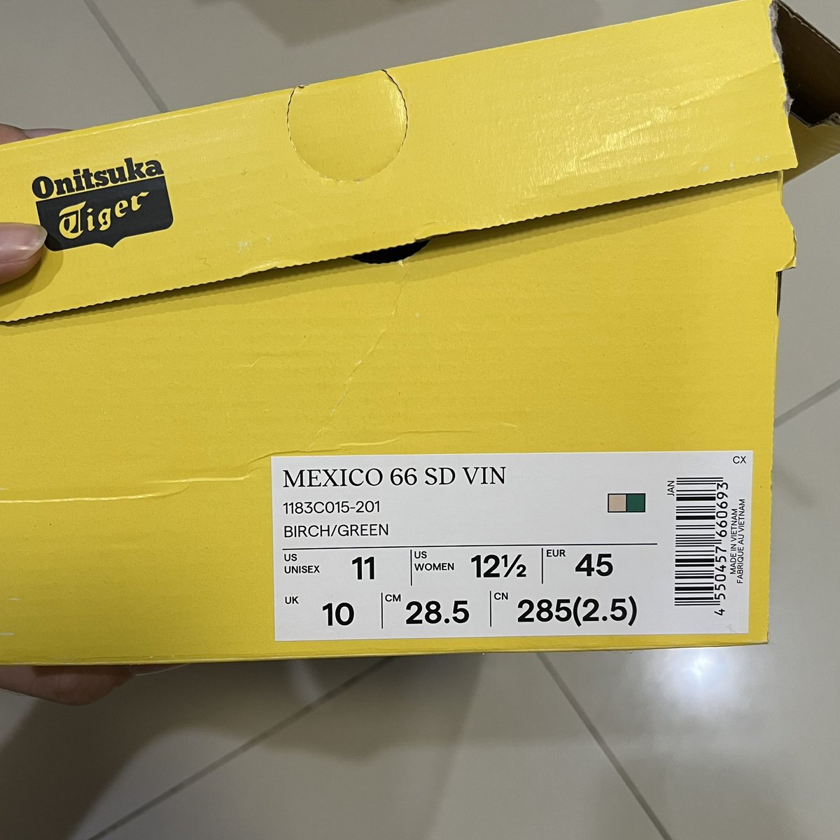biesrw's tweet photo. รองเท้า onisuka tiger ซื้อจากโอซาก้า ไม่ค่อยได้ใส่ ปล่อยต่อ 2500 ครับ มีกล่อง มีถุงกระดาษให้ 

#ส่งต่อเสื้อผ้า #ส่งต่อเสื้อผ้ามือสอง #ส่งต่อรองเท้า #ส่งต่อเสื้อผ้าไอจี  #ส่งต่อ23begins #ส่งต่อtoohottooheal #ส่งต่อthejulymansion #ส่งต่cintage #ส่งต่อstylist https://t.co/yBLBBu5c5w