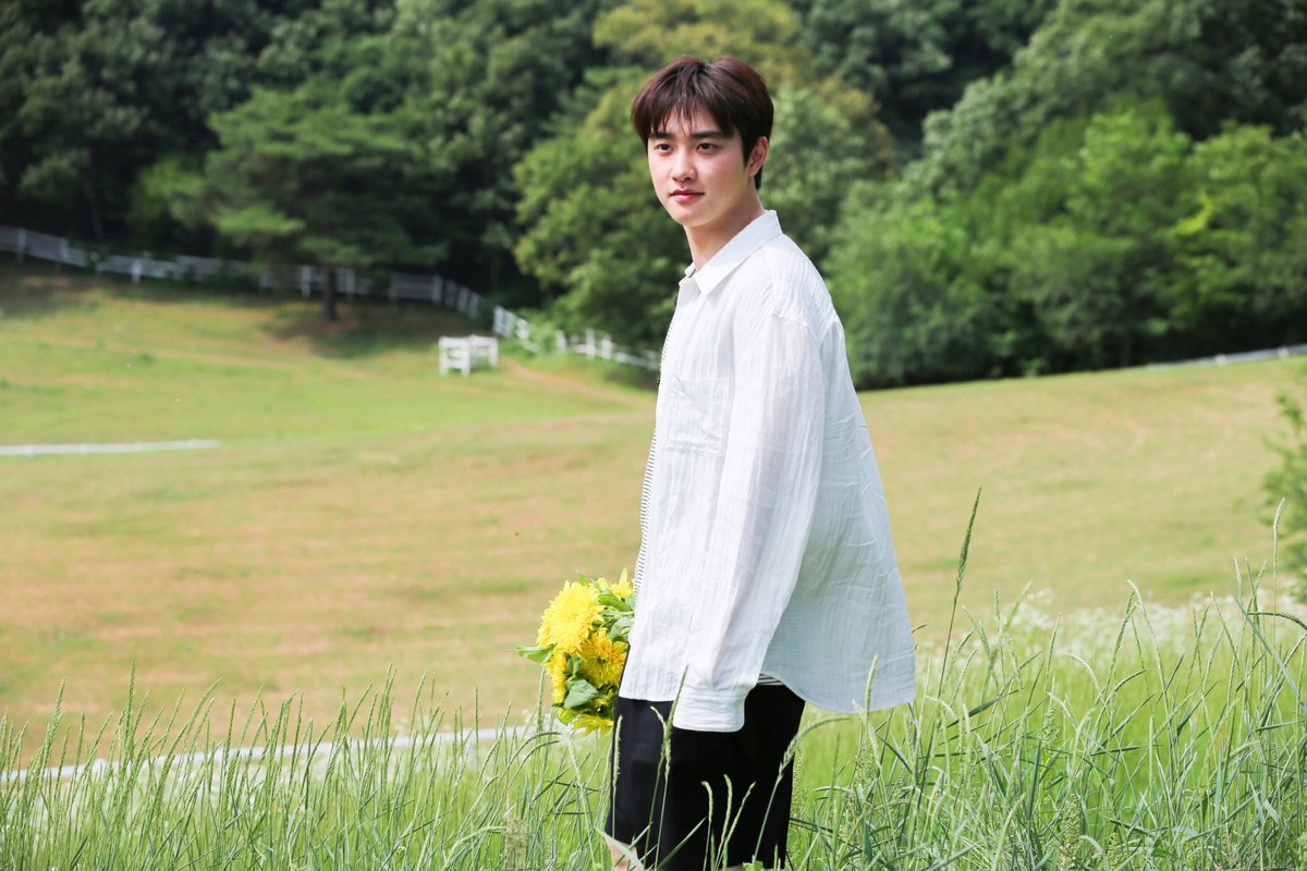 eunhasxx112's tweet photo. 🌻들고 있는 사진을 모아모아💛💚 https://t.co/ImhPVBstJH