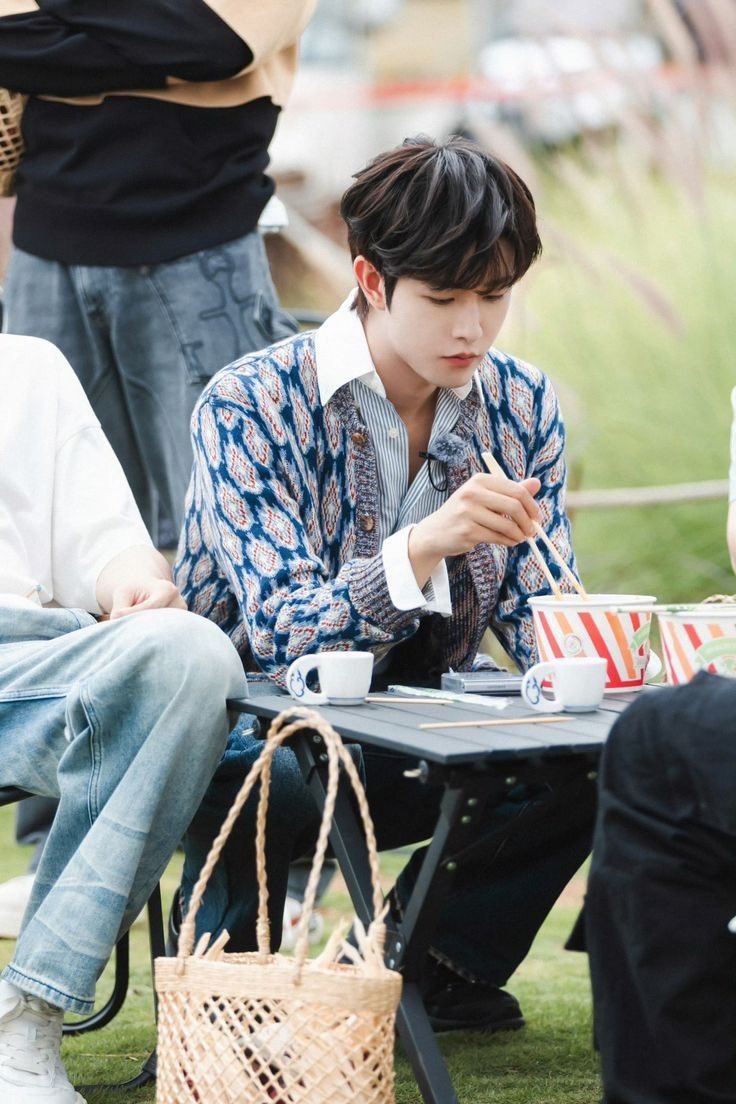 jinnychs tweet picture