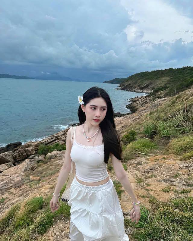 SimpsonAnt5325's tweet photo. 🔥คิวว่างพร้อมนัด🔥

    #รับงานมีนบุรี
       รับงานมีนบุรี
      #รับงานนิมิตรใหม่

   ID 📲 von778🎯🎯🎯

เพิ่มเพื่อน👇
https://t.co/IpHYwjMCd6

📍500/1 ไม่มีมัดจำจ่ายหน้างานเท่านั้น

🫒🫒🫒🫒🍒🍒🍒🍒🍒🍇🍇🍇 https://t.co/3vt1BcTqR9