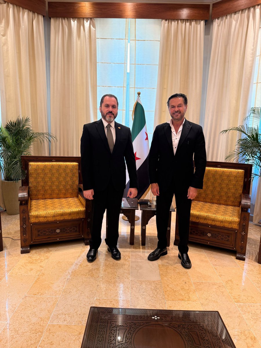 raghebalama's tweet photo. تشرفت اليوم خلال زيارتي الى سوريا بتلبية دعوة معالي وزير السياحة في سوريا الاستاذ مازن الصالحاني ، في لقاء تناولنا خلاله أهمية تنشيط الحركة السياحية، والدور الذي يمكن أن تلعبه الفعاليات الفنية والثقافية في تعزيز حضور سوريا كوجهة سياحية واستعادة تألقها.

وكان من أبرز ما تم التأكيد عليه دعم الوزارة لعودة الحفلات والفعاليات الفنية للجمهور السوري الحبيب ، ويسعدني أن أعلن أنني سأكون من أوائل الفنانين الذين سيحيون حفلات في سوريا خلال المرحلة المقبلة.

سوريا تستحق الفرح والحياة، وشعبها الحبيب يستحق أن نلتقي به من جديد على أرضه وبين أهله. 🇸🇾❤ اشتقنالك يا سوريا
