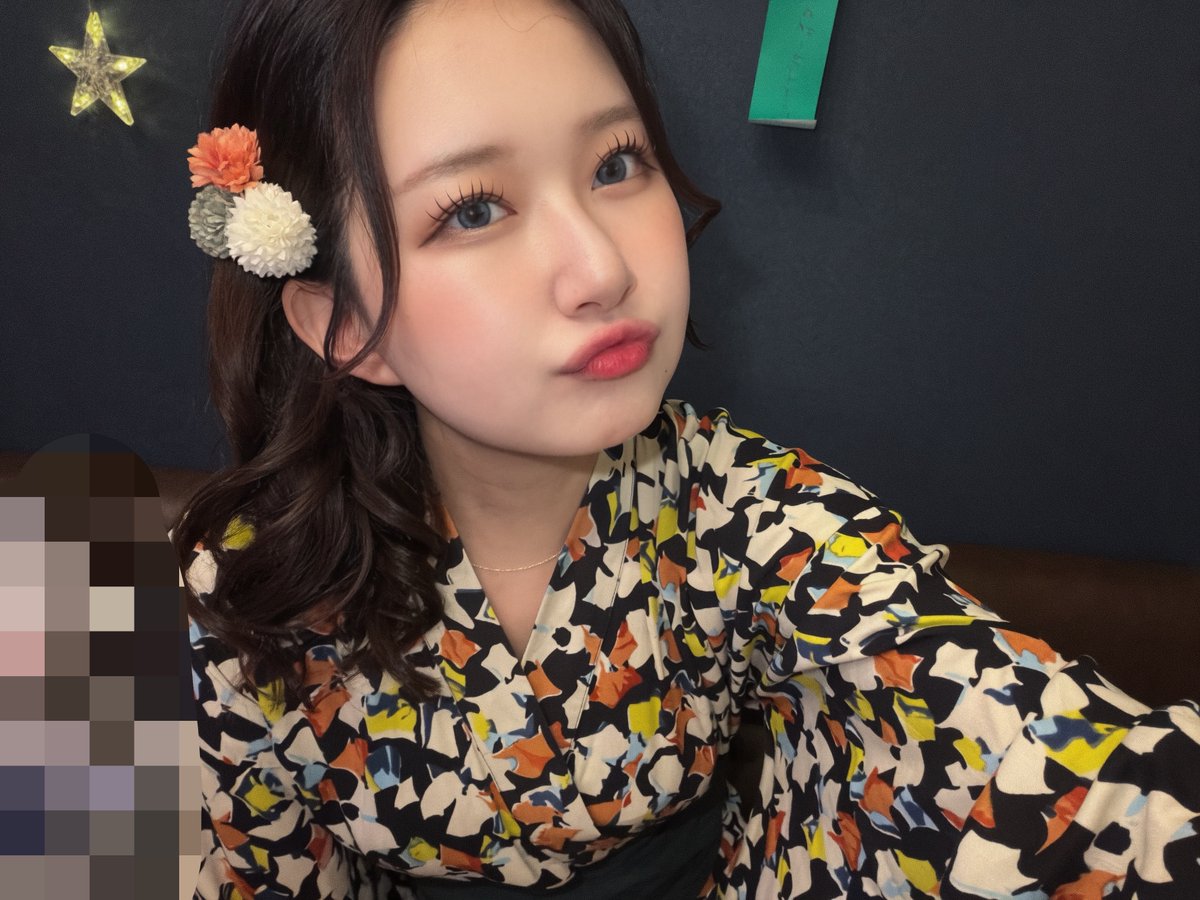 nico_lnmr's tweet photo. 今日5時までいてます！！！
はじめてデコ出ししたかも？？浴衣イベ3日目やけど3日間で1番お気に入りのビジュ😸👍🏻ギャル姐さんってかんじ
#ミナミ #コンカフェ #ミナミコンカフェ https://t.co/zb2Qr9jwul