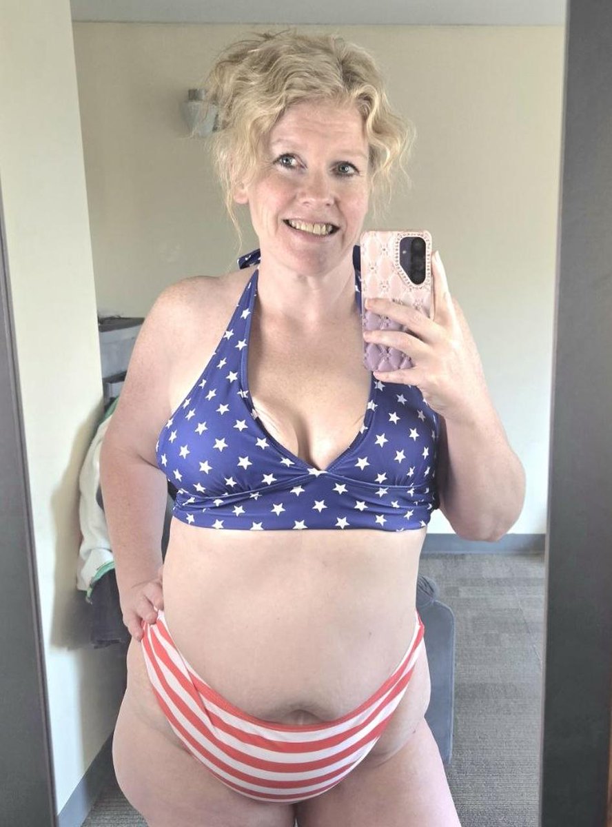 Sheet6A_mv's tweet photo. Chubby or fat, which word fits me best? https://t.co/EMFWXtdDwf