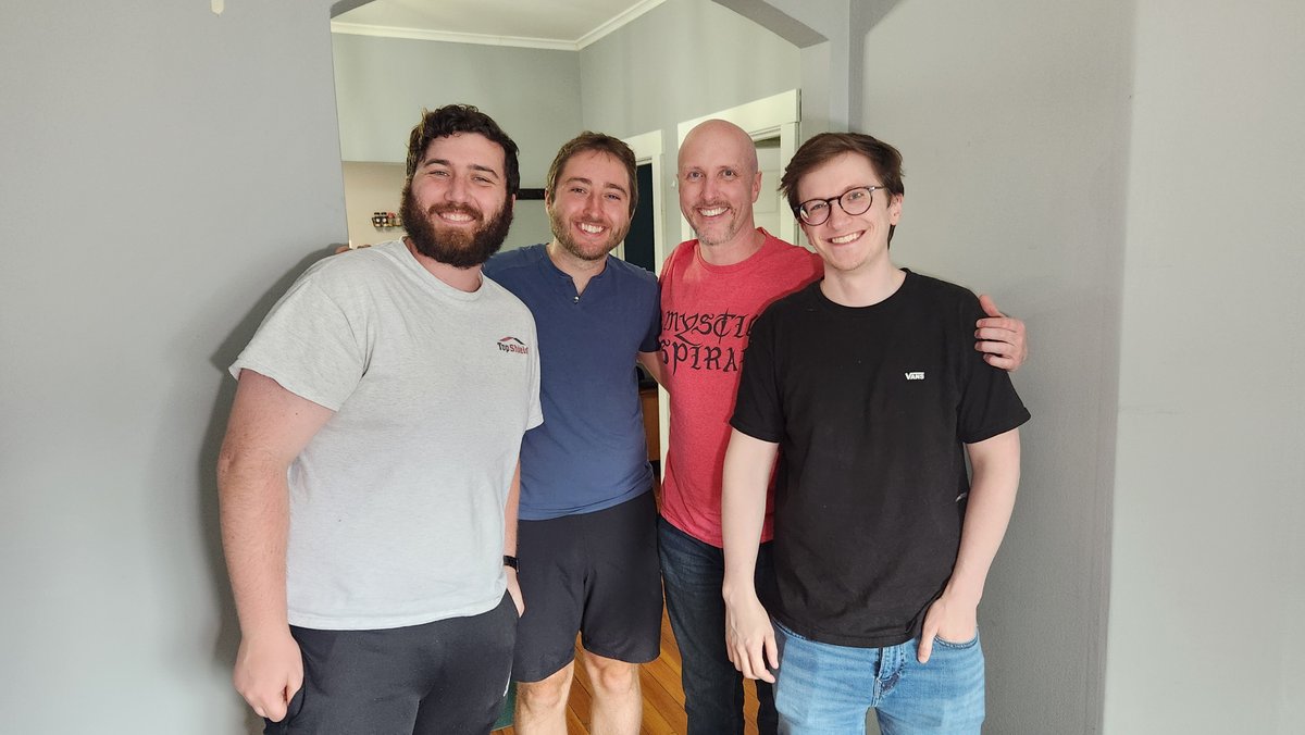 ChannelAwesome's tweet photo. Had a great time hanging out with the @ScottTheWoz crew and showing them the greatest arcade, Galloping Ghost https://t.co/QXH5uGi1LV