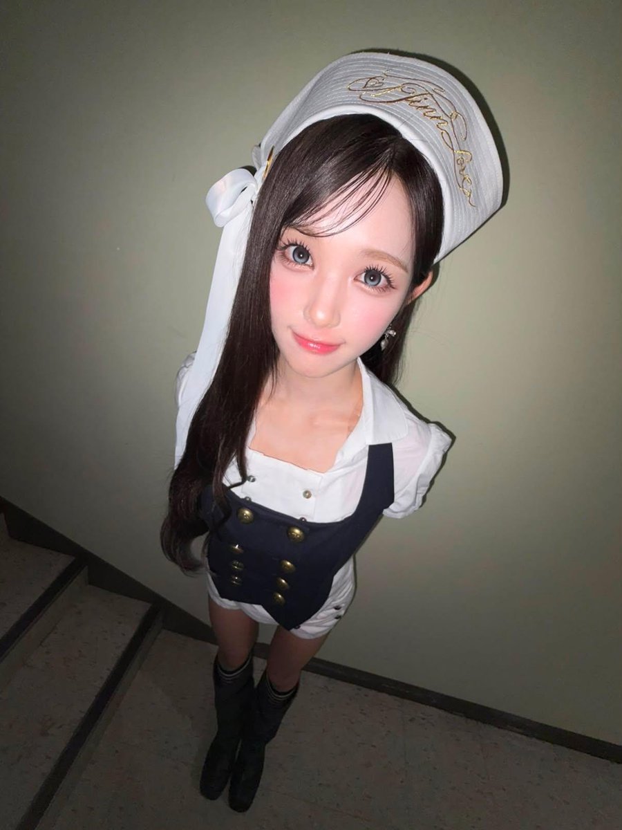 yuhapost's tweet photo. weverse update #yuha ♡ https://t.co/hwu56rrKGf