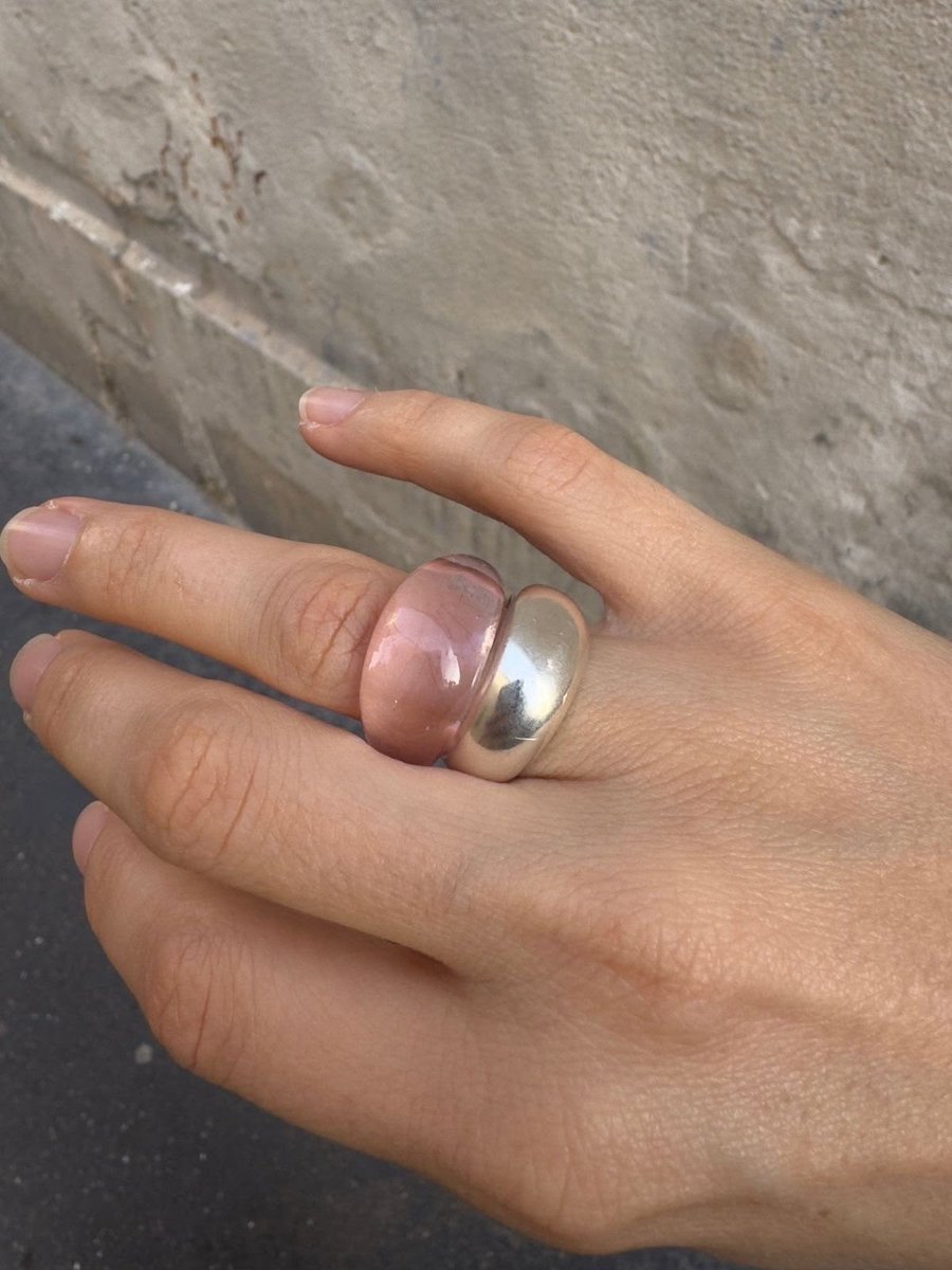 h0neyndmilk's tweet photo. pink and silver in jewellery is a beautiful combination https://t.co/fVFF3VuKKG