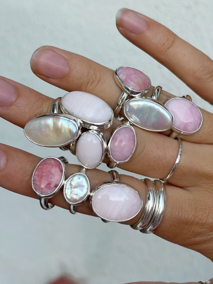 h0neyndmilk's tweet photo. pink and silver in jewellery is a beautiful combination https://t.co/fVFF3VuKKG