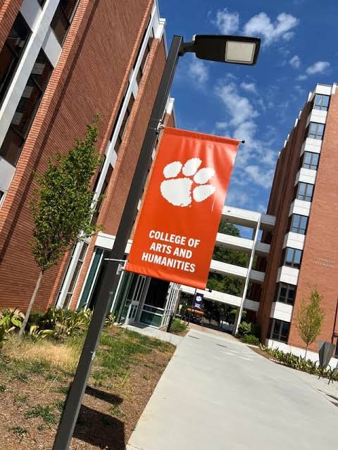 tinytangerine04's tweet photo. Also how psu is inspired by clemson university frjhehdhe this is how i always end up picturing psu anyway https://t.co/nfES3fBR0w