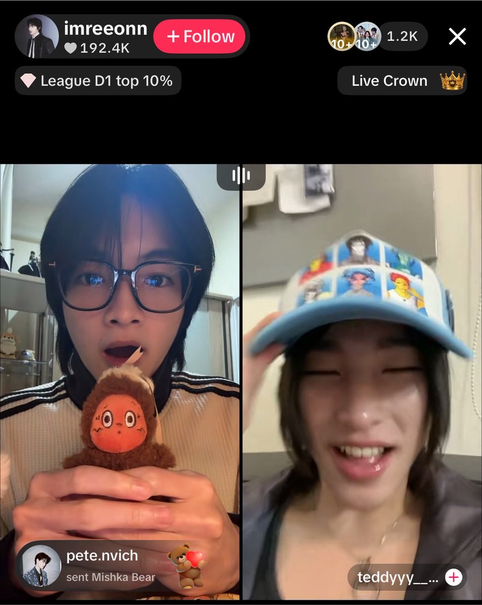 gracecygsuh's tweet photo. เห้ยยยย พี่เข้าไลฟ์มาเจอใครส่งหมีให้เจื๋อ งงมาก หมีหัวใจ หมีหัวใจจจจ #petereeonn #สิงโต3D https://t.co/x2k3hiGBtz