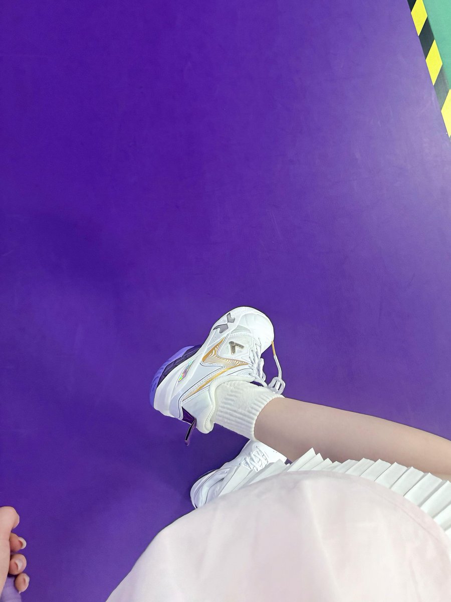 Starlet_Tess's tweet photo. A very purple tennis story. 
Current mood: pastel aesthetics and cute court accessories. https://t.co/e87uE50XGm