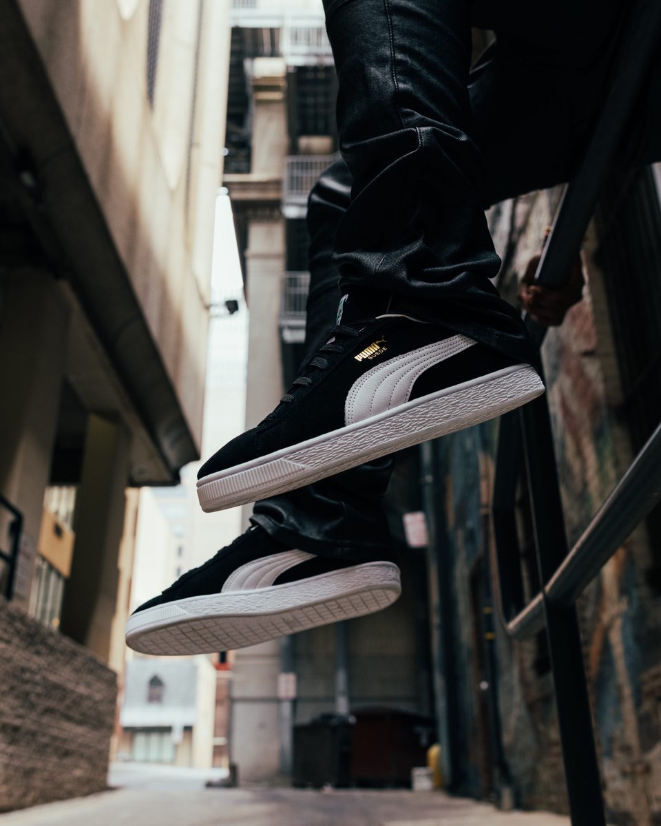 DTLRVILLA's tweet photo. A Classic! The #Puma Suede Classic is available in-store and online. 

Link to Puma: https://t.co/9Us7QdAF2Q https://t.co/I43tjkuXDx