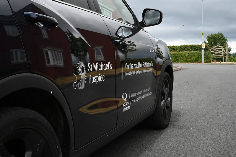 StMichaelsHosp's tweet photo. 🚗 This car won't be remembered.
But the care it brings never will.💙

Behind every mile is a family needing comfort and support at home. For 31 hours, every donation to our Refuel the journey, power the care appeal is doubled. Make twice the impact today: https://t.co/zjEwlo4KfM https://t.co/n2EvlC4Wqs