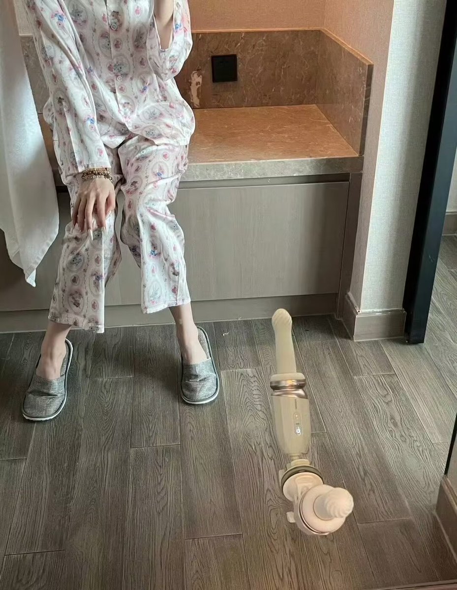 lidie665's tweet photo. 没找到私信在哪开，也可以评论区聊，看到会回 https://t.co/Bxsgi3ecuD