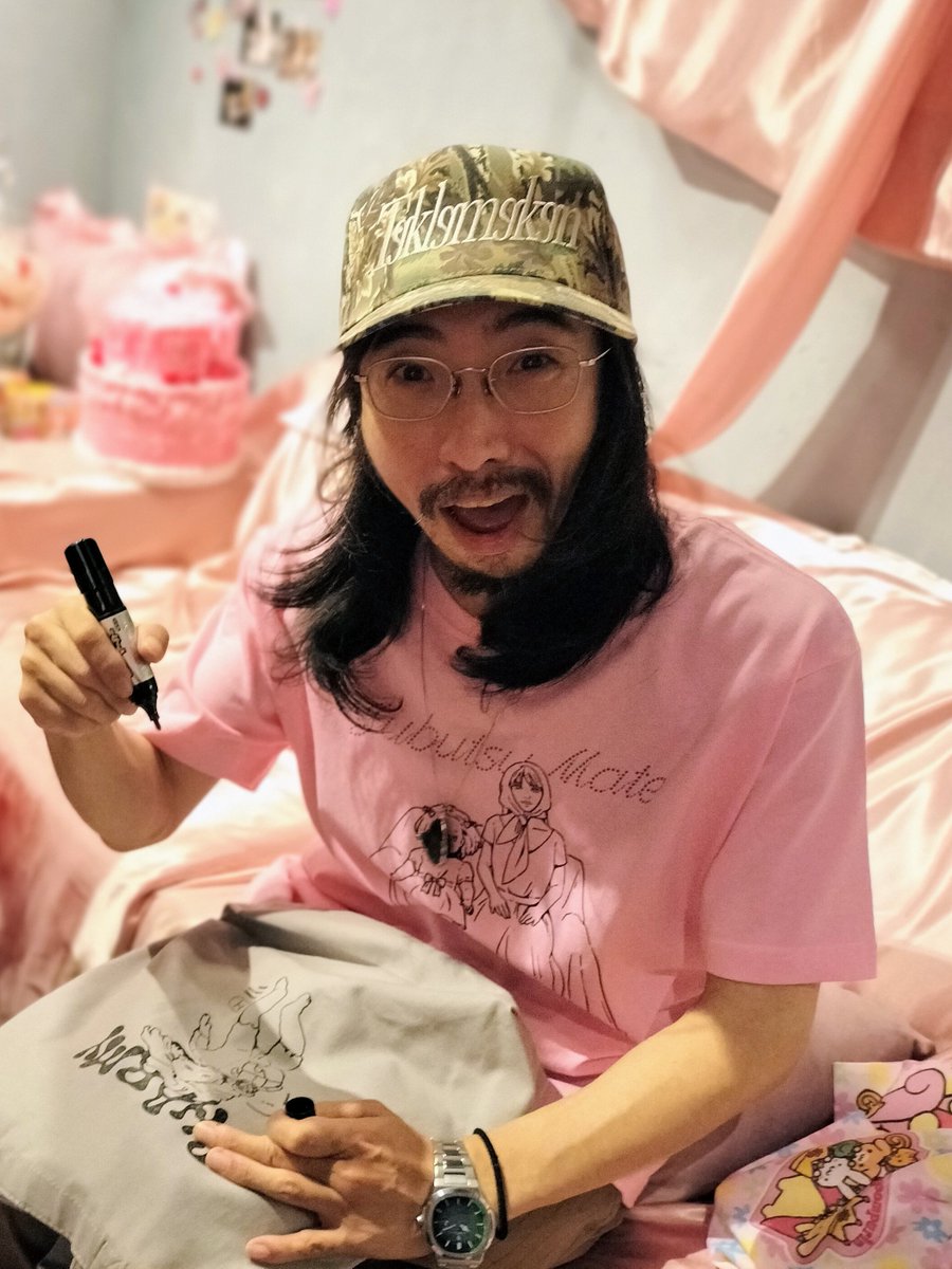 chi_ta4649's tweet photo. 呪物メイトのお茶会🫖にて。
ナイスな笑顔を撮らせて
いただきました🎀

#呪物メイト　#田中俊行
#アシタノホラー https://t.co/JHr4MyCXeJ