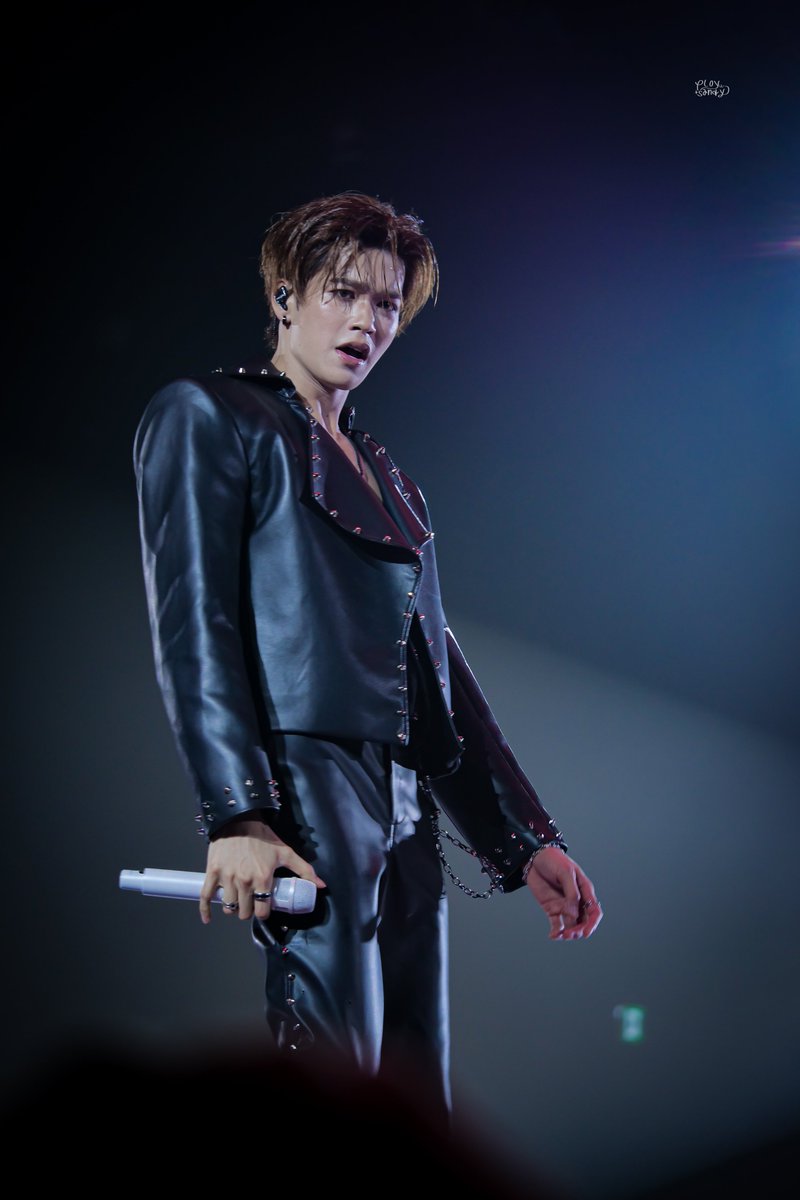 ploysandy_'s tweet photo. ค่ดเท่ ค่ดอันตรายยยยยย 🔥🔥🔥

[  ⤹˚˖♬୭ @Markjrtn ]

JUNIORMARK ALWAYS SUNNYMOON

#JuniorMarkConcertD3
 #markjrtn #JuniorMark https://t.co/trDJ5eutAU