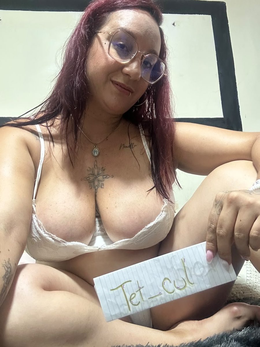 T3t_Cul's tweet photo. 🔥 ℤ𝕀ℕ𝔾 𝔻𝔼 𝕍𝔼ℝ𝕀𝔽𝕀ℂ𝔸ℂ𝕀𝕆ℕ⚡

🔥 @Maura01775425 🔥

Si te gustan las curvas reales, las fotos caseras 🔥 
Cuerpo delicioso, posts cotidianos y esa actitud de “vamos de nuevo”.  🔥🥵🥵

No se la pierdan… se los va a poner bien caliente 🔥🍑 https://t.co/r4cLH4S3XZ