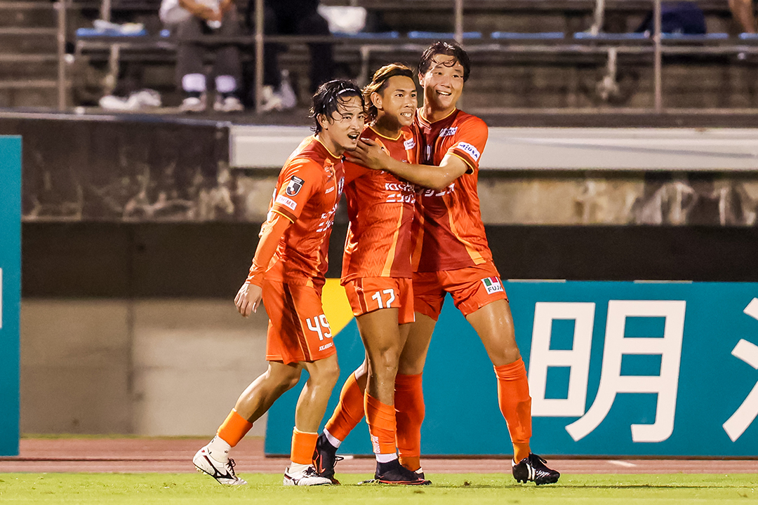 ehime_fc's tweet photo. ⚽｜𝑮𝑨𝑴𝑬 𝑹𝑬𝑺𝑼𝑳𝑻

2026/27 明治安田J3リーグ 第1節
2026/8/9 19:03キックオフ
ニンジニアスタジアム

#愛媛FC　4-1　#奈良クラブ

詳細はこちら
https://t.co/vg5qQA7kz6

#ehimefc #愛媛奈良 https://t.co/nhHYVFhf9D
