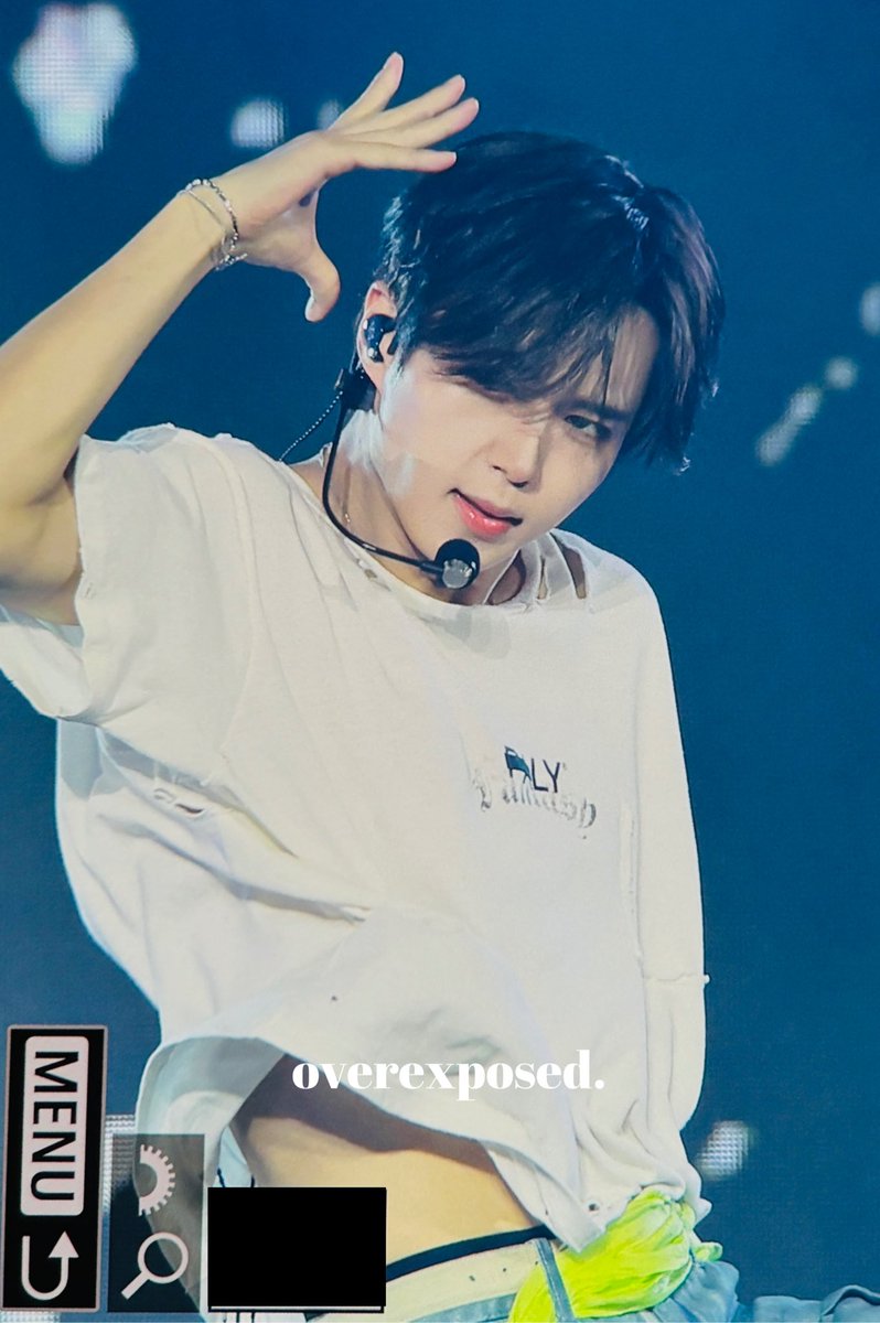 overexposed_js's tweet photo. 260809 가요대전

#ALPHADRIVEONE #ALD1 
#알파드라이브원 
#JUNSEO #준서 #ジュンソ https://t.co/GmsrxN1ljR