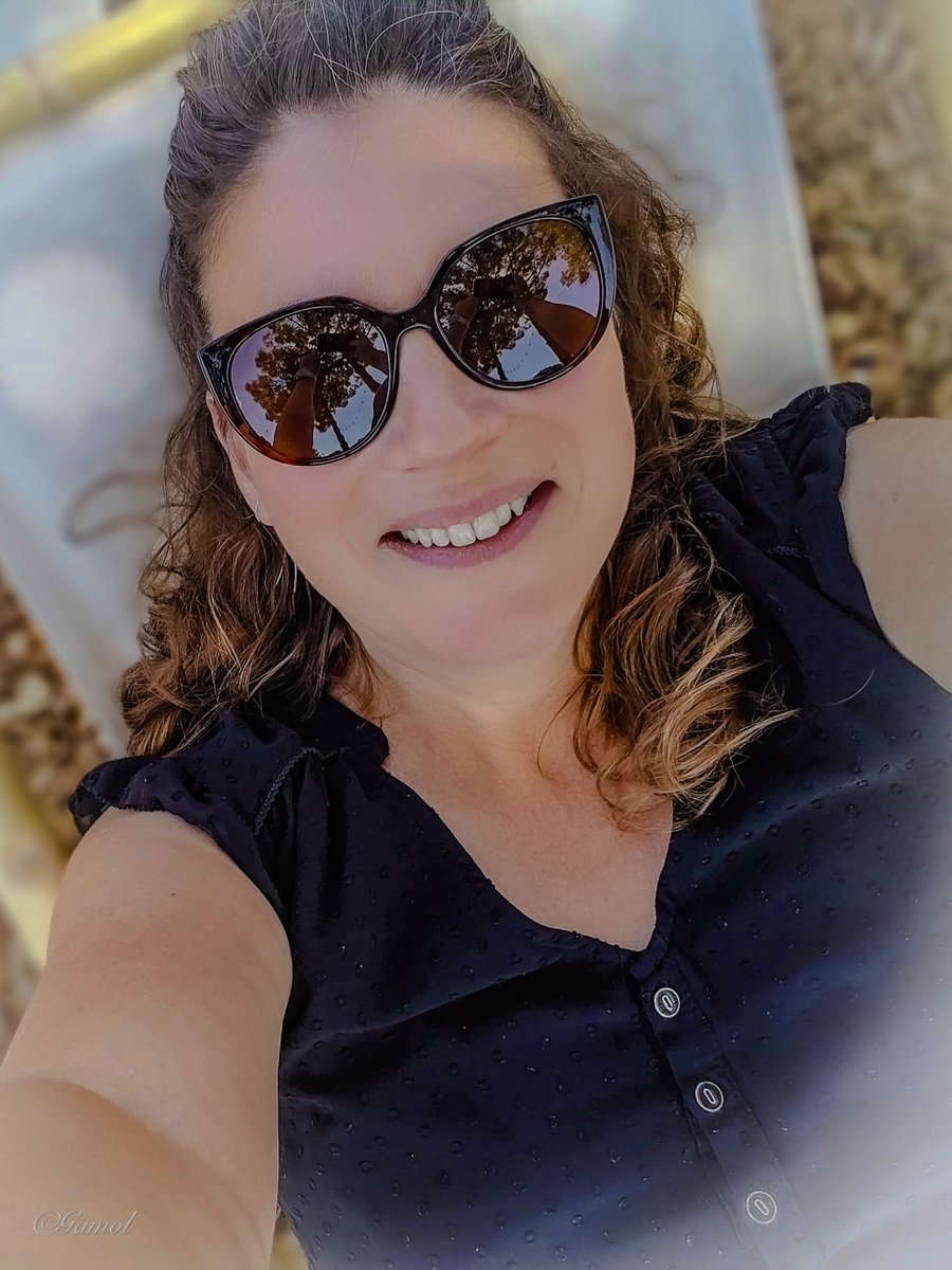 Gamol__'s tweet photo. Un moment cocooning à deux, à savourer sans modération ! 💖✨ Un immense merci à la guinguette de Saint Denis d’Oléron pour son accueil chaleureux ! 🙏
#Romance #Détente #Oléron #InstantsPrécieux https://t.co/zO3XzIVO9L