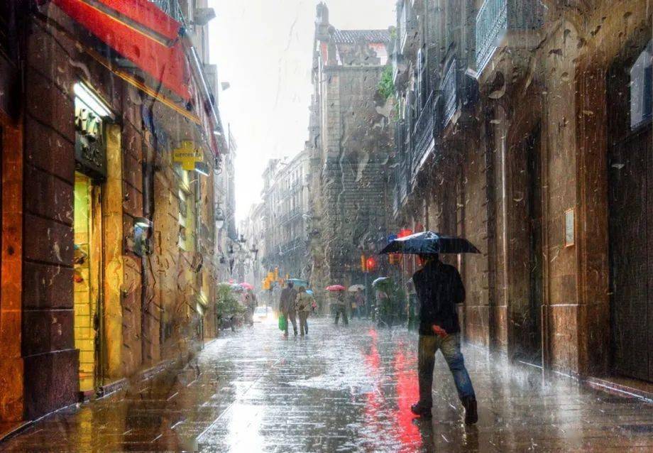 comoen_casa's tweet photo. Just stumbled on the most unexpected wall art on a rainy street corner—city adventures hit different when you slow down to look ， https://t.co/4f029wKEuZ