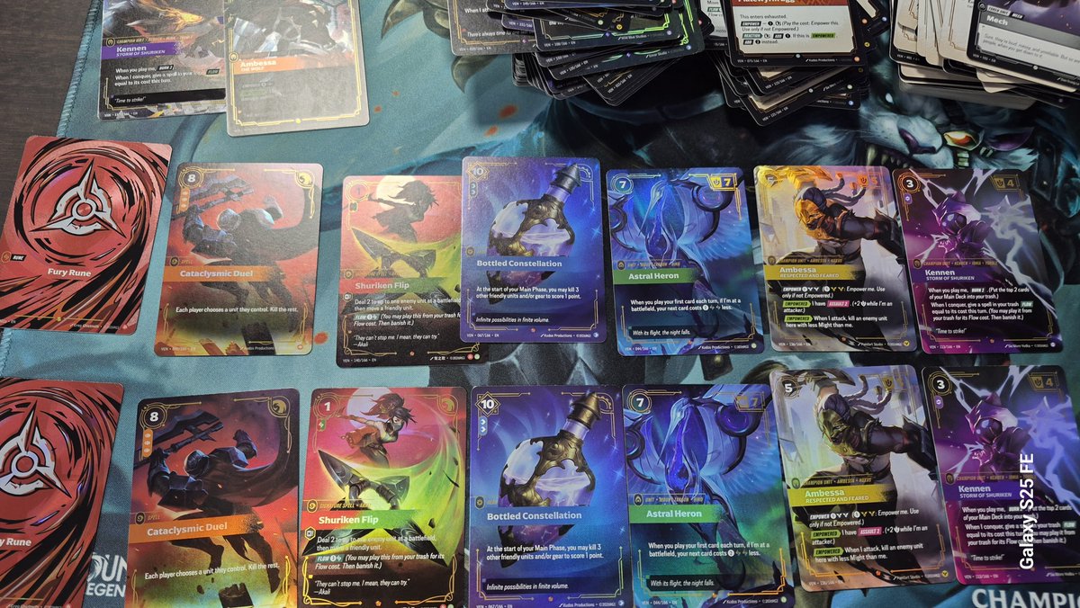 ProbablyThacker's tweet photo. @meowmahx I bought 2 boxes and pulled the same epics from both... i didnt even think that was possible https://t.co/dBWXaS7rp6