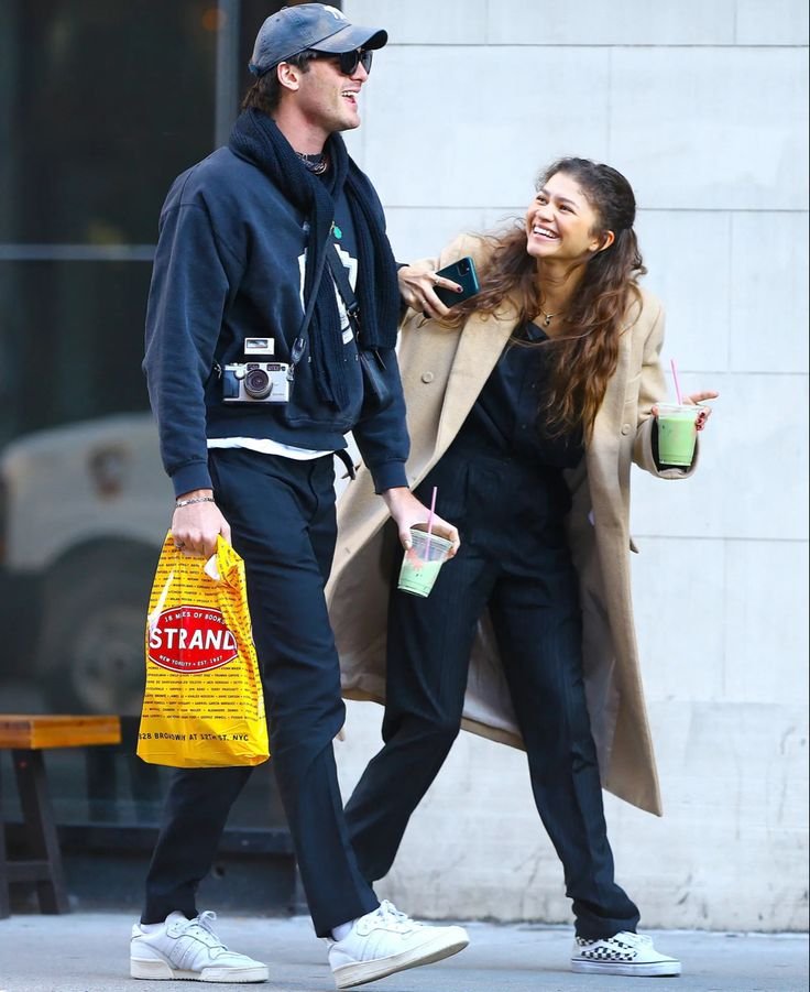 heisHIM3694's tweet photo. Zendaya in a recent interview confirmed the rumors of dating Jacob elordi for two months after she was asked about how complicated the beginning of her relationship with tom holland is 

“We started dating in 2018 and the relationship at first wasn’t it for me coz tom wasn’t my type so we broke up and I went back to my ex Jacob elordi and we were together for 2 months before breaking up and i somehow went back to tom holland in 2022 and since then we’ve been together