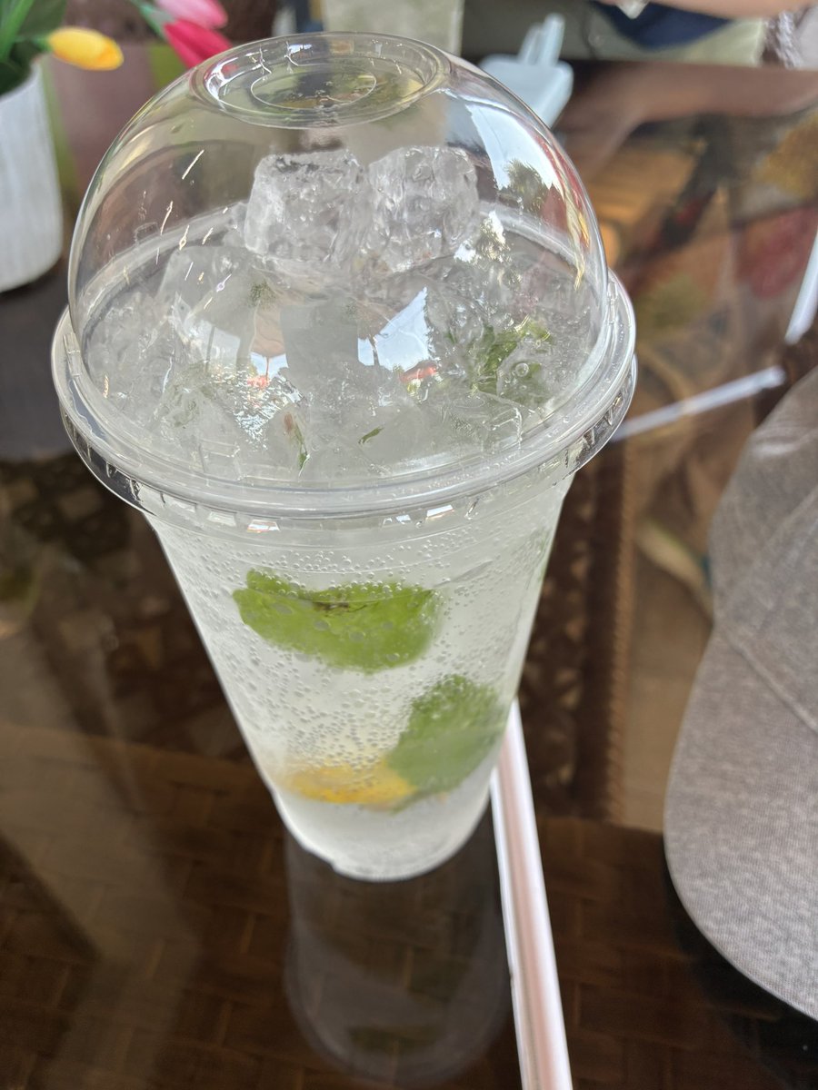 fj0rdingz's tweet photo. ウズベキスタン3日目
あんま違いがわからなくなってくる https://t.co/mcN6IQW9fa