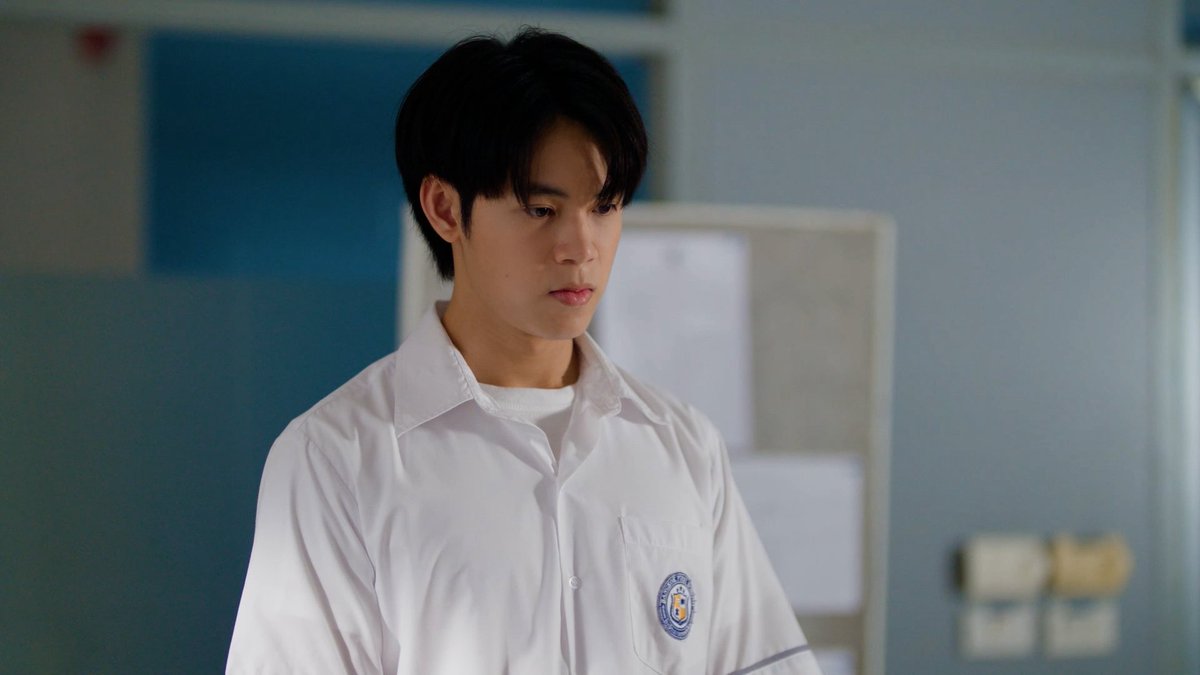 GMMTV's tweet photo. เคนมีเรื่องอะไร!? ต้องมาคุยกับครูก้องถึงห้องเลย
#MatchPointSeriesEP3

@Chimonac @Tata_tarnpol https://t.co/S41xdeub39