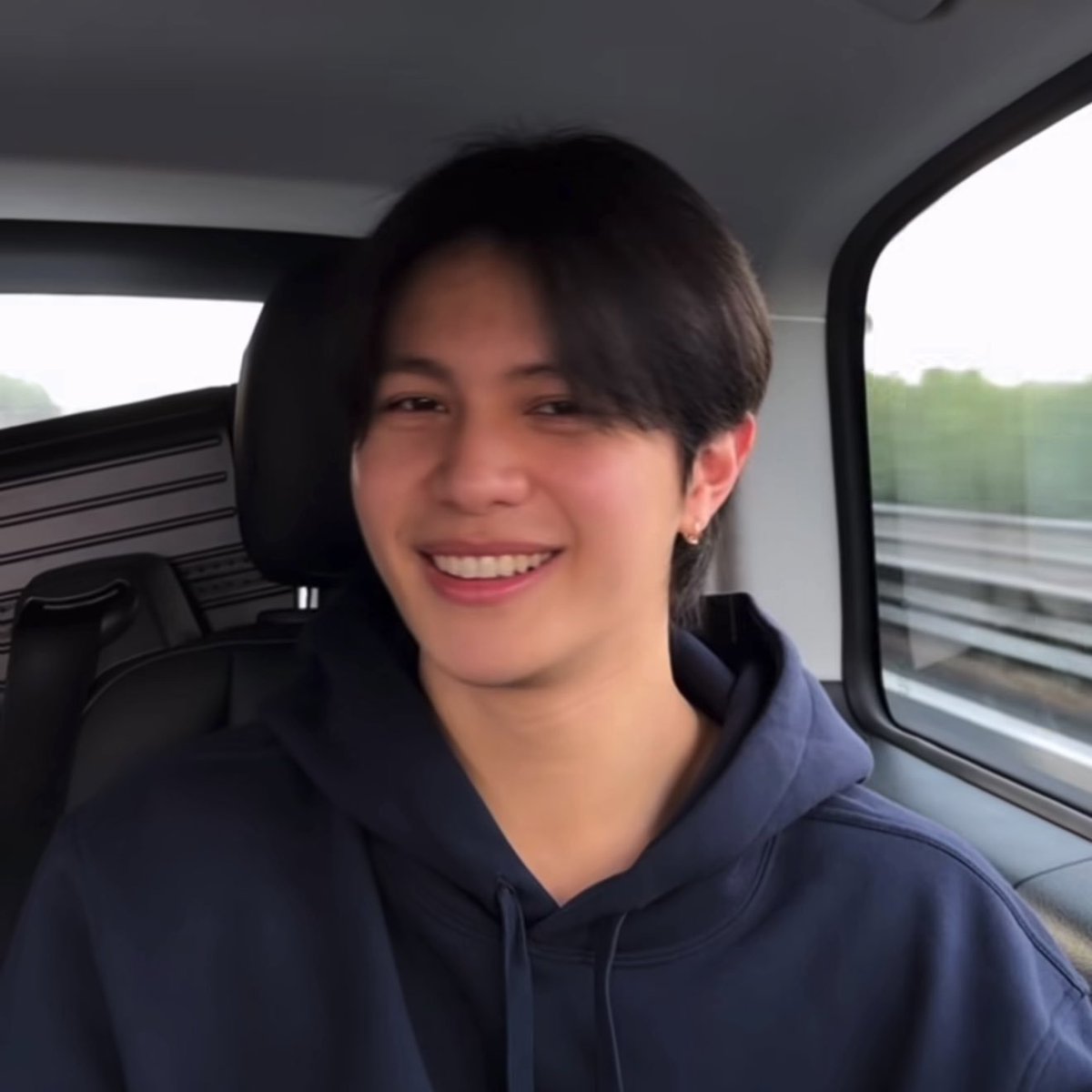 _ppyourbeam's tweet photo. คิดถึงจังครับ https://t.co/eib2nhPlxn