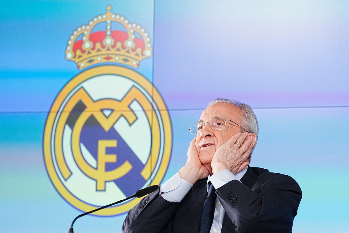 cullera5's tweet photo. El Madrid dice "robar" a Bernardo al FCB, pero con el dinero de primas y sueldo se ficha a Rodri

Ficha a Konaté y Liverpool trae a Araújo pagando su salario + opción de 55M

Ofrece 150M por Julián "para joder al FCB" y ese dinero lo paga por Diomandé

Masterclass de Florentino. https://t.co/s3ck4jYlYH