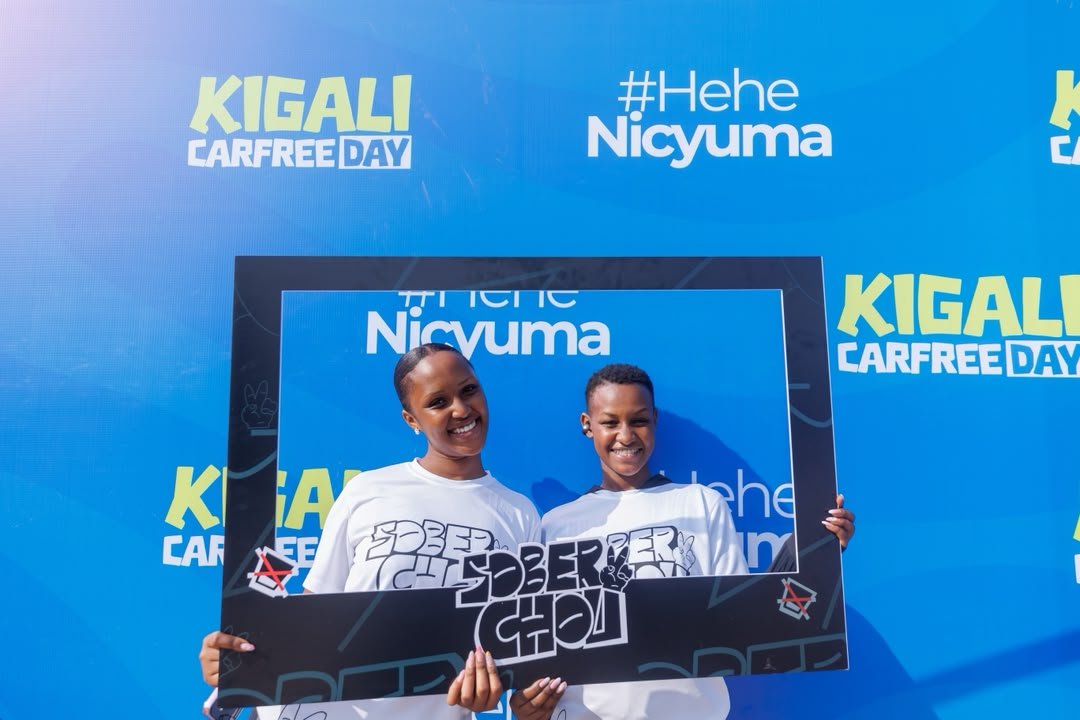Ntawassiel16's tweet photo. Kugirango dukomeze kugira ubuzima bwiza,twirinde icyuma.
Uwasomye kucyuma ntabasha siporo.

#CarFreeDay
#HeheNicyuma
#Soberchou 
 #Sobergee https://t.co/RYBTHXNTKS