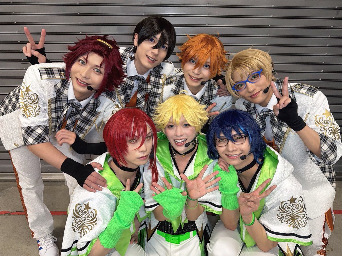 IKKEI_YAMAMOTO's tweet photo. 『あんさんぶるスターズ！THE STAGE』
-10th Anniversary LIVE-

神奈川公演無事に終了しました！
会場替わりではSwitchと⭐️
懐かしさも感じつつ、新たな思い出にもなりました！

次は兵庫公演！待っててね🫰

ずっと撮りたかったドラマティカメンバーとも！
みんな！未来に楽しいことがまってるぞ🫶w https://t.co/4WZP2w53Ml