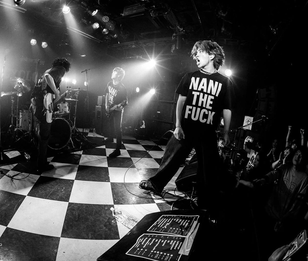 JellowGlow's tweet photo. ㊗️WE FUCKING DID IT. ㊗️
Jellow Glowキャリア初ワンマンライブ。ソールドアウト🎉

We’re excited to announce that our solo show in Summer 2028 has officially been confirmed! 
2028年の夏。10000人規模の会場でワンマンライブ開催が決定しました。
詳細は後日…!!!! https://t.co/LE0SpIq97h