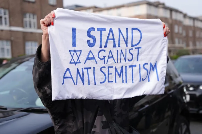 4quaOf's tweet photo. Official Israeli reports deny any policy of racialised population control or systemic atrocities against Black people, while continuing to prioritise pale white'?' skinned #Jewish immigration
The documented record, however shows
https://t.co/nirjum7mu7
#Mentalhealth #Inbreeding https://t.co/YDRl3kTxHX