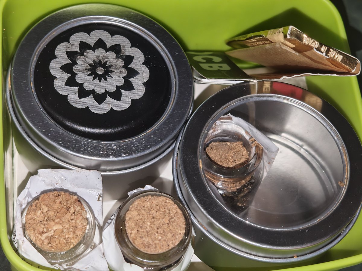 spacestonernoc's tweet photo. my weed box, flower, 2x hash (one is the lid broken lmao) and crystals. i also need a new smokebuddy 💔 #weedtwt #drugtwt https://t.co/d4QIGSQPKa