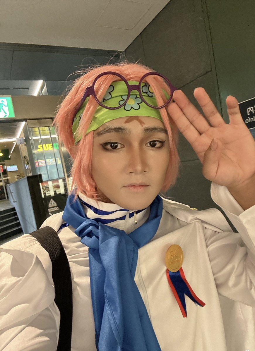 _Simone_lens's tweet photo. コスサミでのそれぞれの顔
ちょっと溶けてるですが。。。 https://t.co/ZTscv0SQH2