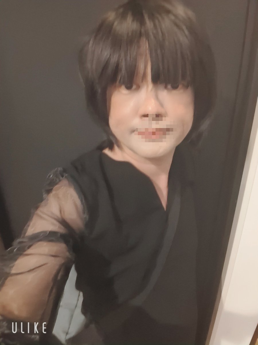 satin_cr's tweet photo. 本日の著者
神戸グルメツアーから始まり串カツに初の夢訪問と濃い1日 https://t.co/9tVhov6Ut5