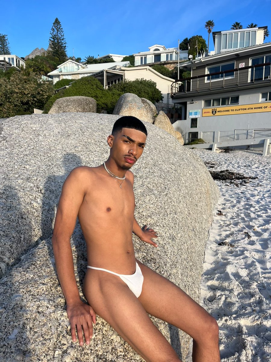 JMeyer43040's tweet photo. 🥵🫦🥹🥹🥹 https://t.co/ZXQeA8ulFu