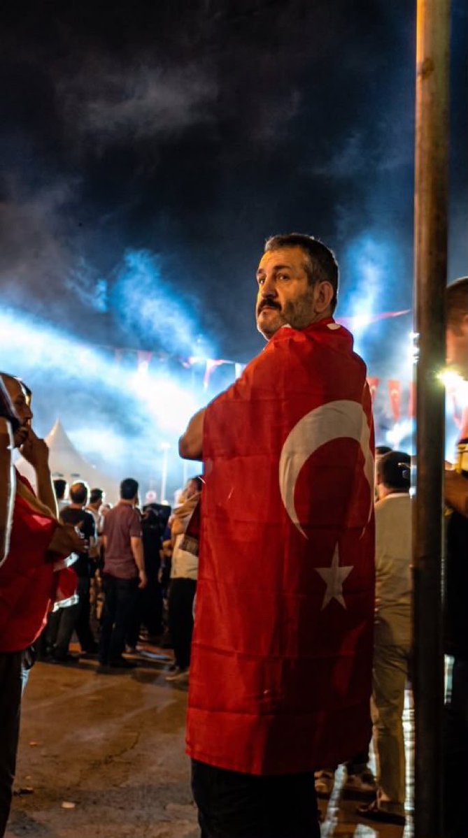 ISumer9817's tweet photo. EY KOCA REİS.
(15.07.2016) https://t.co/GNBA0HiVC1