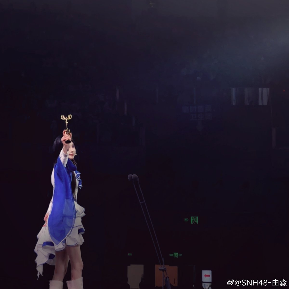 santania_s2's tweet photo. my new s2 一姐 💙💛 https://t.co/PfFZ9xcUKp