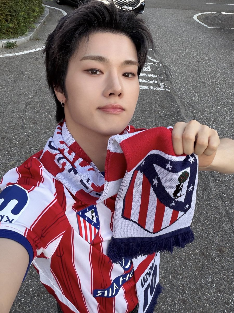 myadn___'s tweet photo. 넘 귀욥게 생기심 ㅎㅎㅎ https://t.co/ah8xlUWFvC