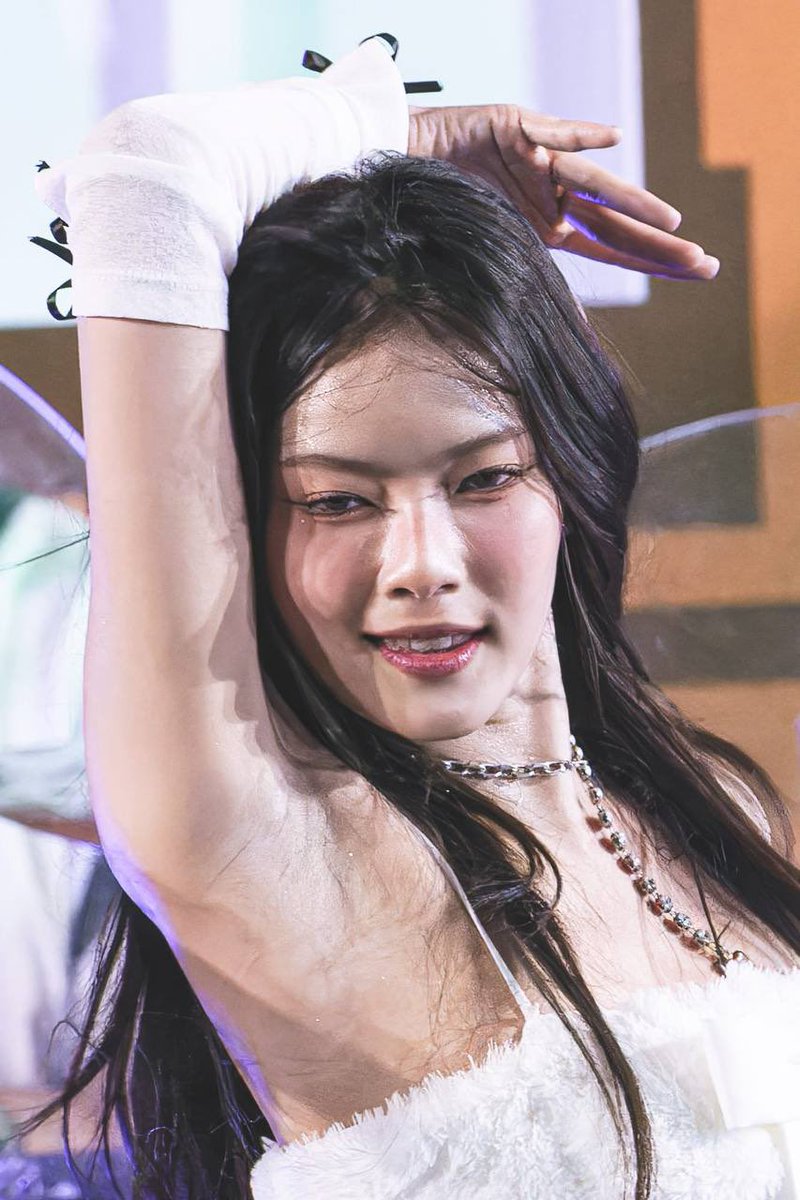 Velvetsin33's tweet photo. ฉ่ำเหงื่อโคตรเซ็กซี่เลย https://t.co/Mhit4BK8Yz