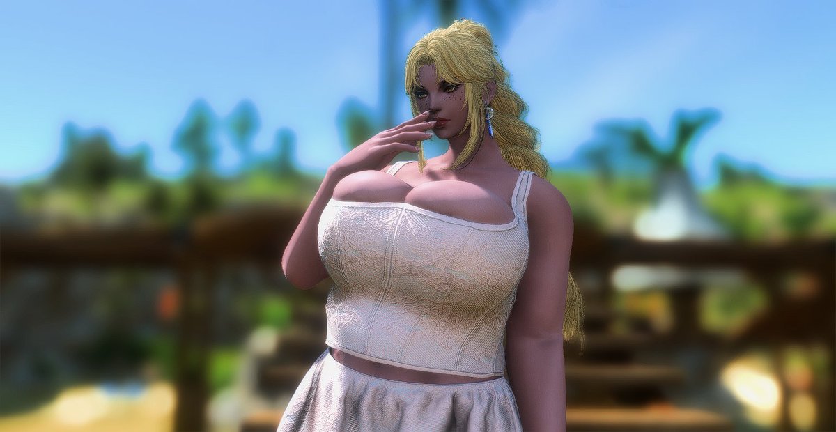 thesasslander's tweet photo. Still working on her just a bit but. Mom roe is in the works. https://t.co/cJiys5gY55