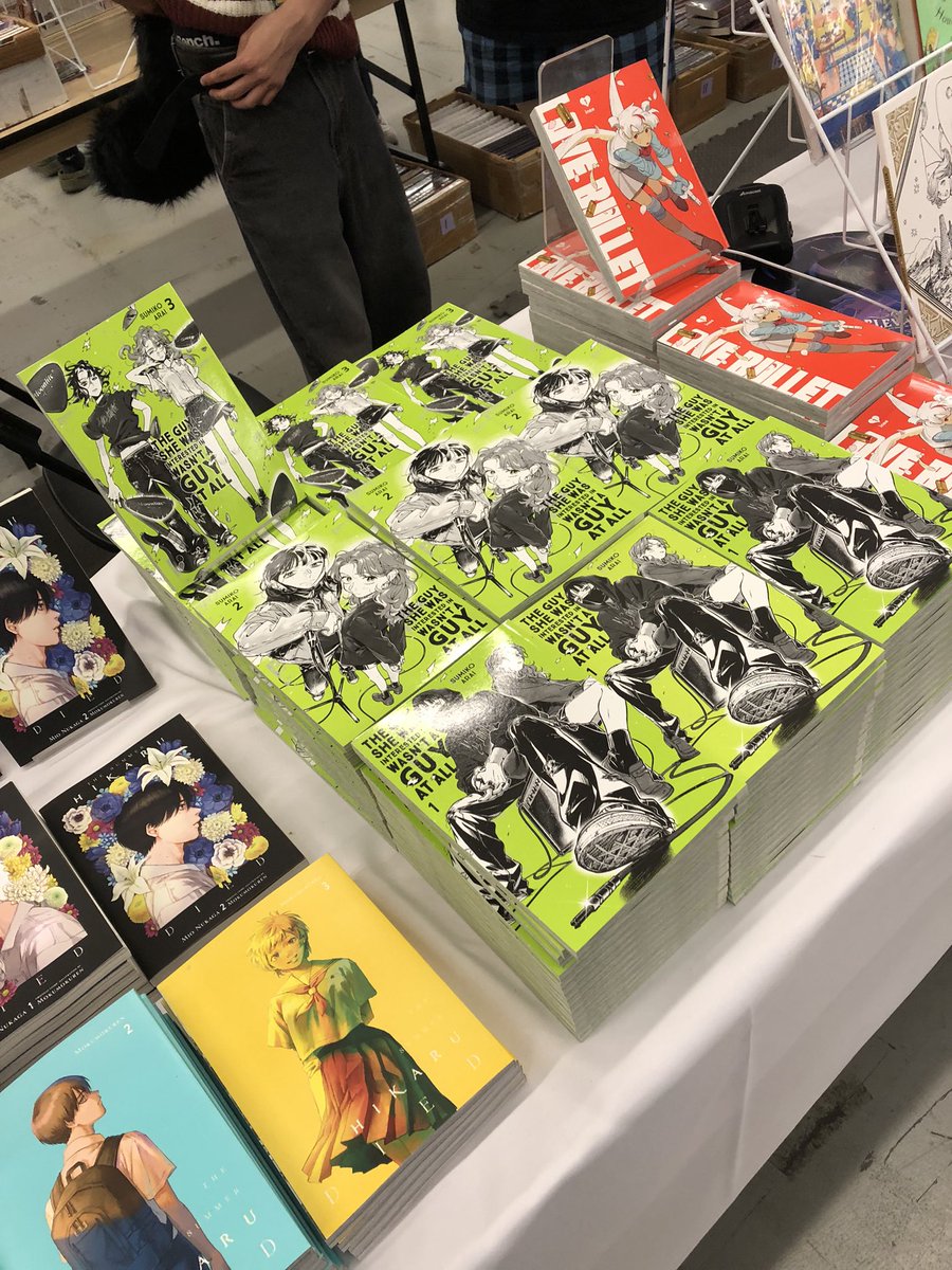 TheBeguiling's tweet photo. Yeah, we got books! ✌️ https://t.co/dDlwCdaeXk