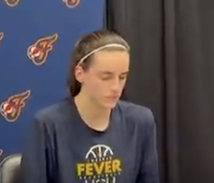 JenniferSey's tweet photo. Stephanie White is a traitor. 

Who does this to their own team?? Look at the players. 

White sold them out and defended a player on the opposing team who tried to strangle one of her own players! 

She should be fired. What a disgrace. https://t.co/heAybQNIlD