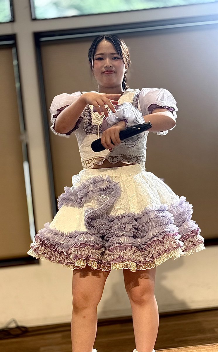 sano_twins's tweet photo. 8.9 末廣農場ステージ
メランポジューム ③
さくらちゃん

東京ドイツ村以来、２週間ぶり
今回もかわいかった😍
素晴らしい！
#メランポジューム
#白井さくら
#末廣農場 https://t.co/DniuWVkNhw
