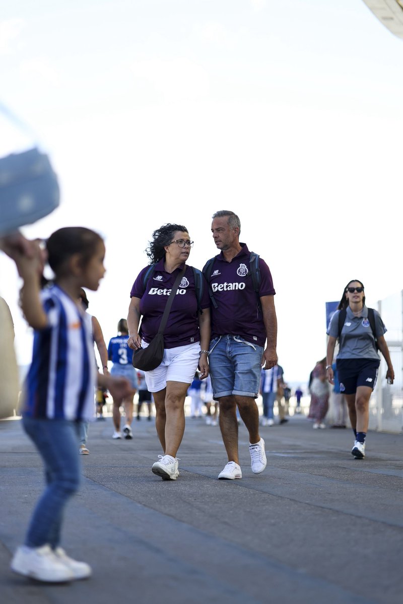 FCPorto's tweet photo. A Friendzone espera por ti no Dragão 🐉 

#FCPFCA https://t.co/9zdR7pGTPP