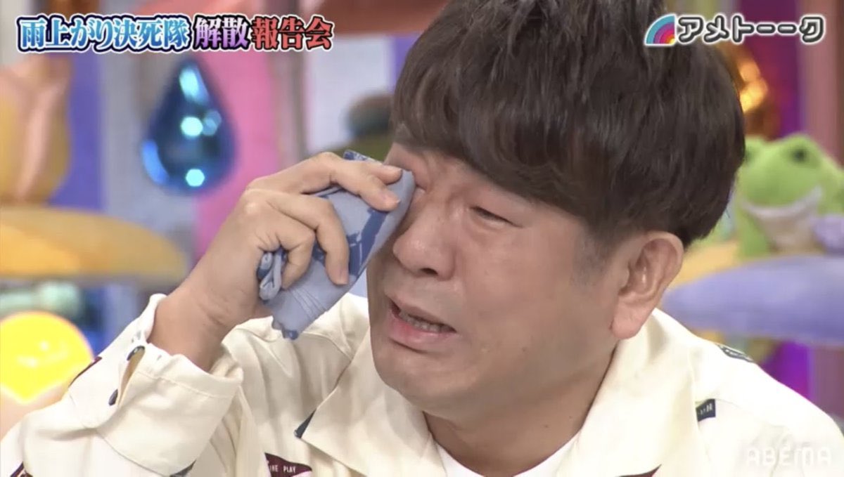 mmmiko1105's tweet photo. ロッカーの中みたときのわたし https://t.co/I8jpAwDVcP