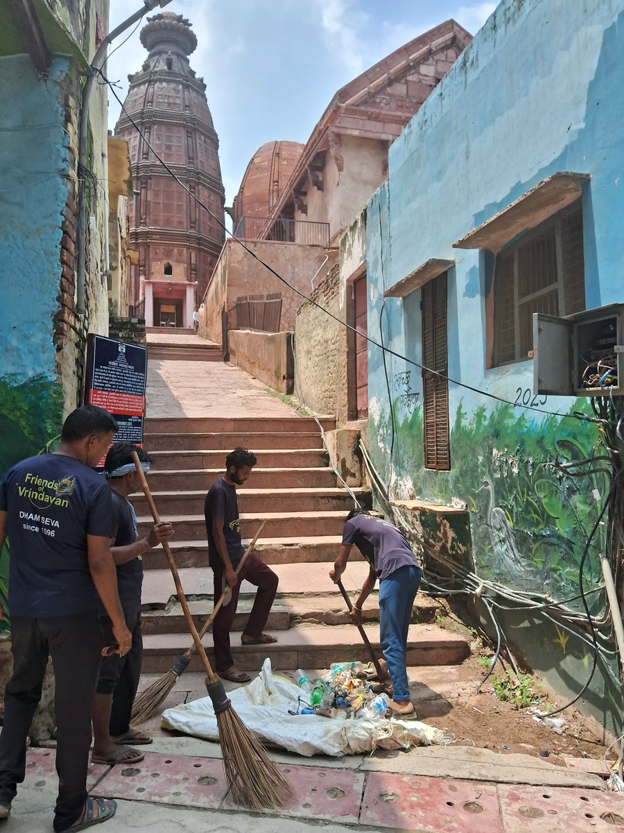 FVrindavan's tweet photo. Friends of Vrindavan undertook a cleanliness drive at the ancient Madan Mohan Temple, helping restore dignity and cleanliness to one of Vrindavan’s precious heritage monuments. https://t.co/gswYj6XrG4