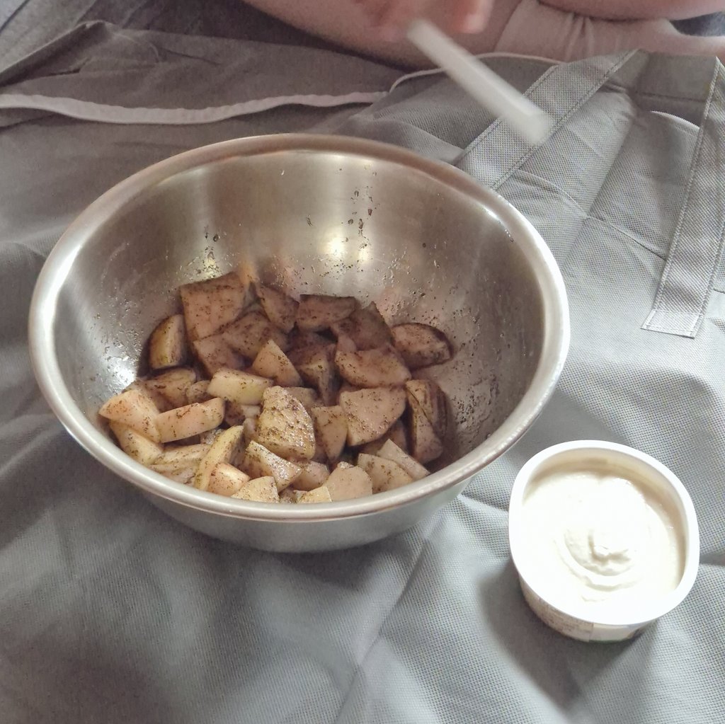 hache_hero's tweet photo. #성세대학교_여름엠티살인사건
#성세믿으세요

( ﾟ∀ﾟ)人(ﾟ∀ﾟ )
재 밌 었 다 https://t.co/wbboR6XbmH